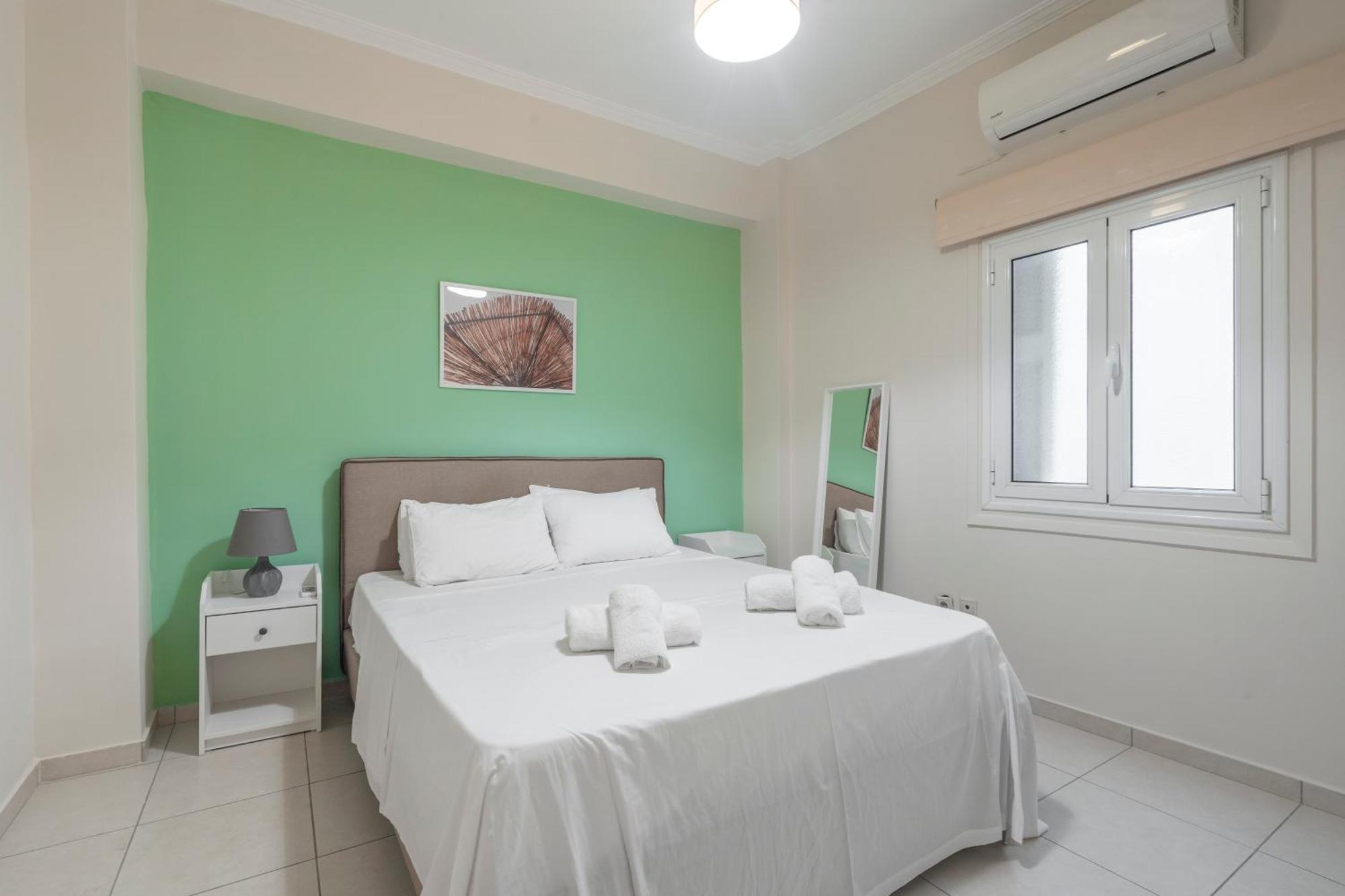 Apartment Casa Vibrant - Colorful 2br With Balcony In Koukaki