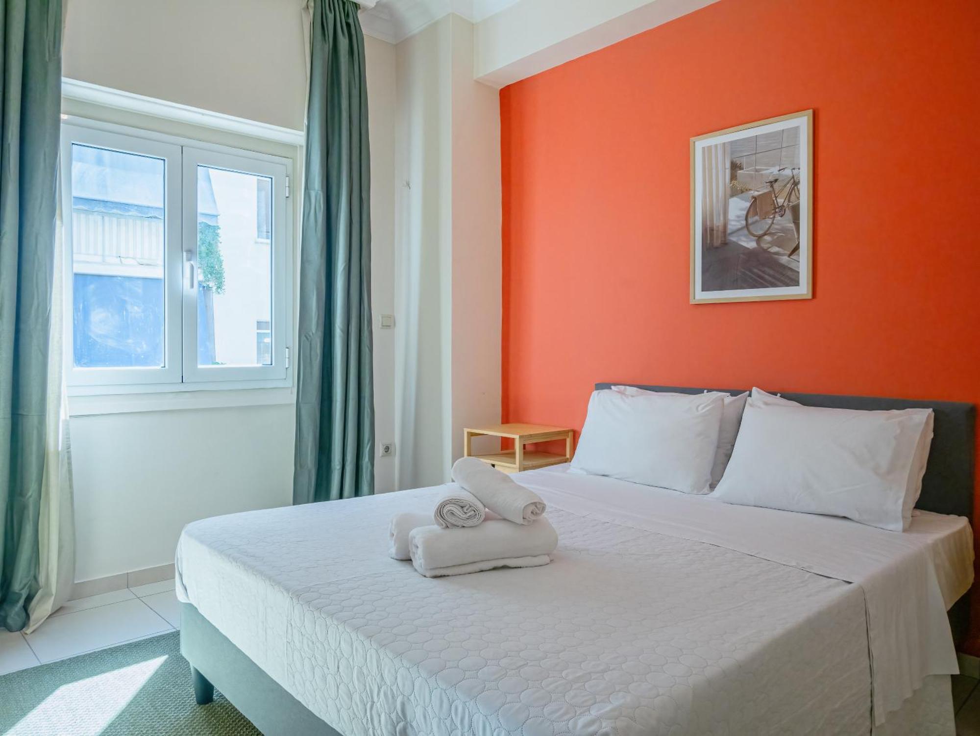 Casa Vibrant - Colorful 2br With Balcony In Koukaki *